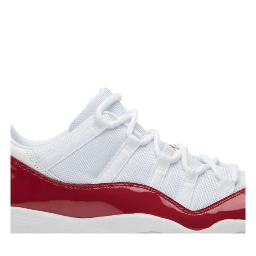 NIKE AIR JORDAN RETRO 11 LOW “CHERRY" 2016 MENS SZ 10.5 BRAND NEW 100% AUTHENTIC - Picture 6 of 12